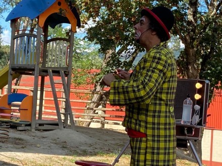 PRES�NTAME UN PAYASO